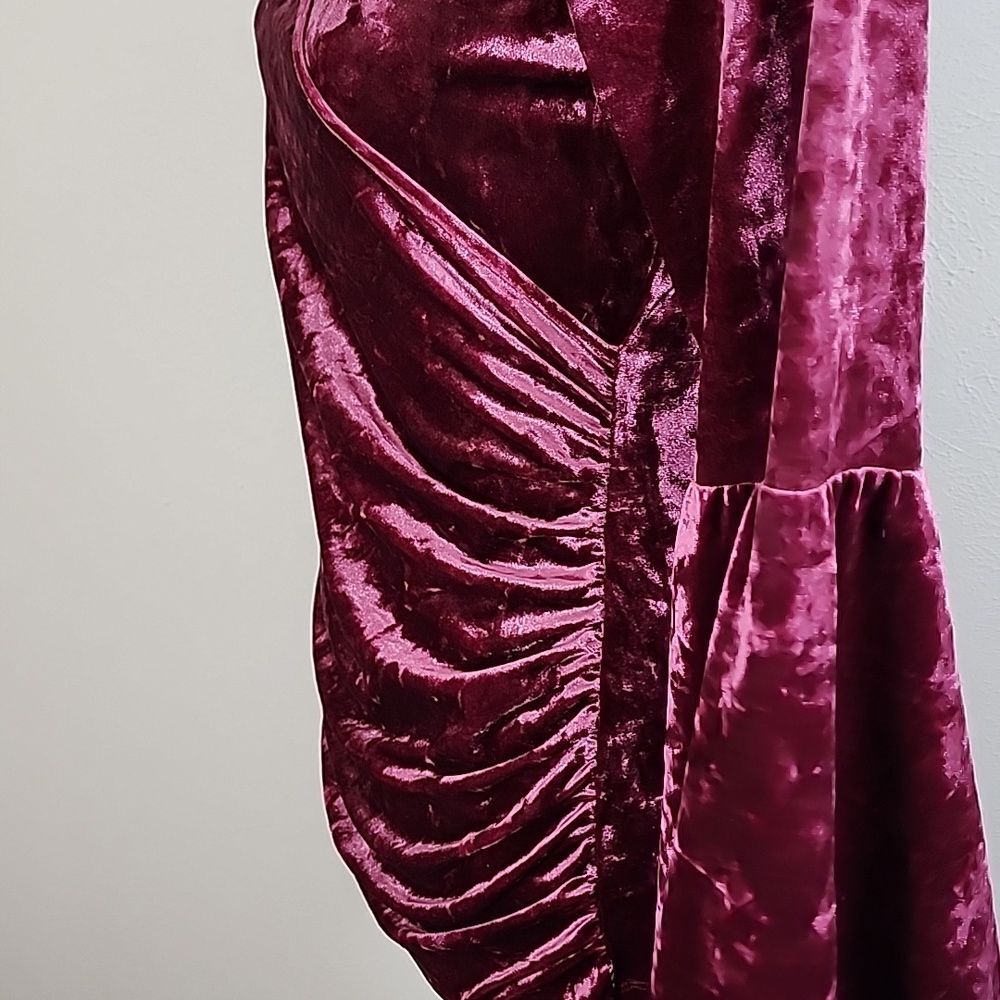 Venus Wine Velvet Crush Y2K Bell Sleeve Blouse With Cut Out In Back Size S - Picture 3 of 12